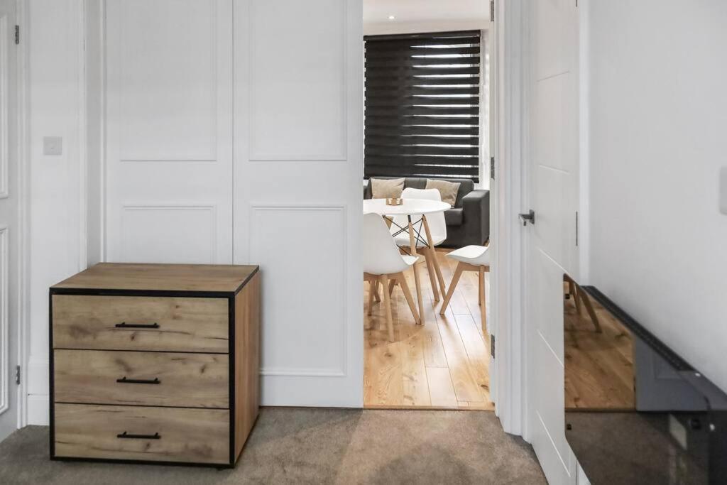 Bright And Spacious 1-Bdr Flat W/ Free Parking Reading Zewnętrze zdjęcie