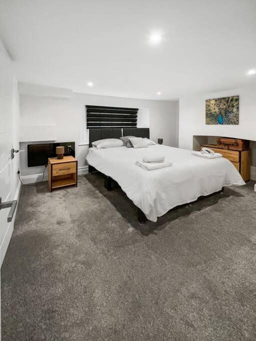 Bright And Spacious 1-Bdr Flat W/ Free Parking Reading Zewnętrze zdjęcie